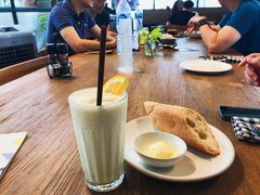 -ROAST coffee & eatery