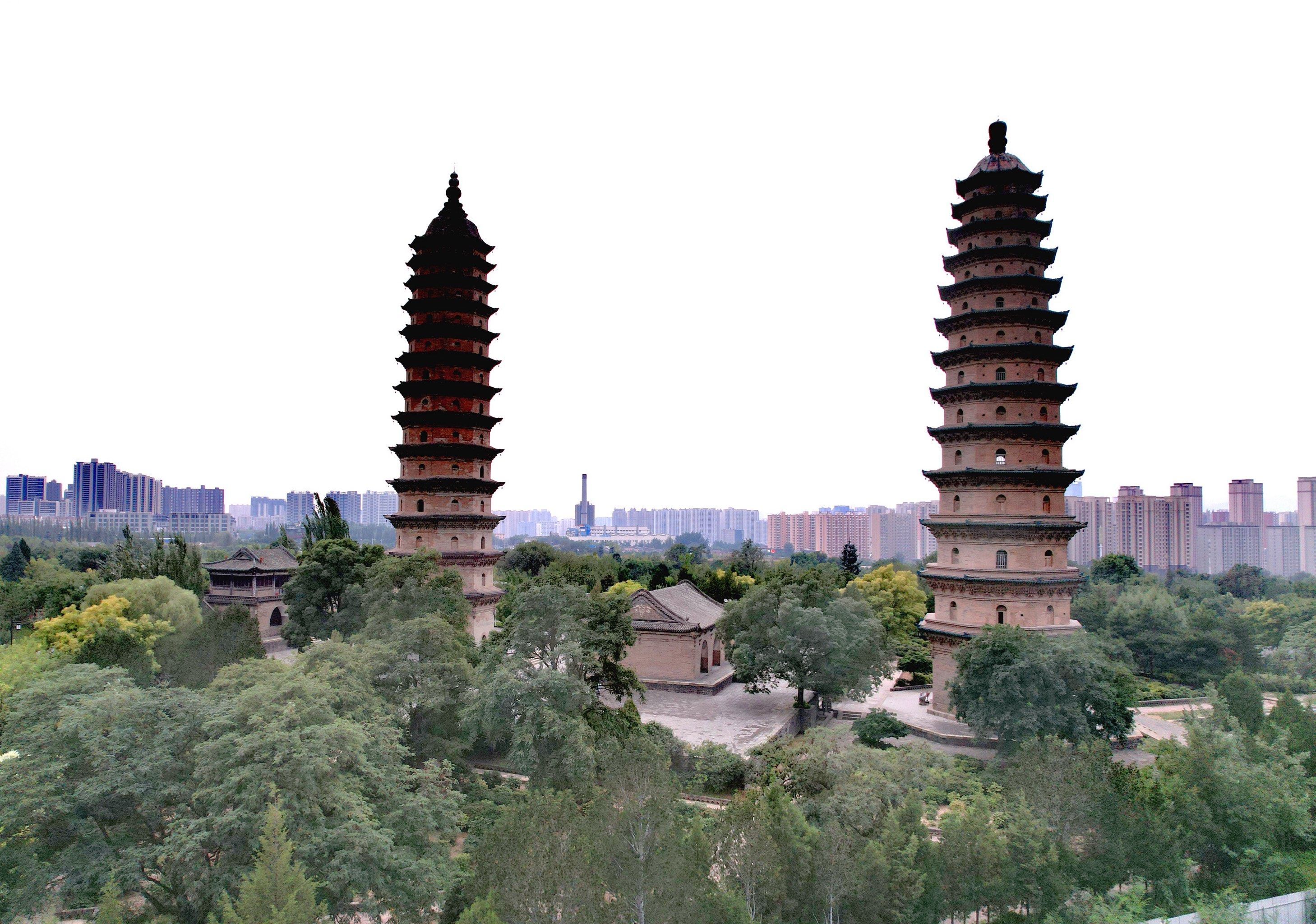 永祚寺双塔 太原城屹立400年的双子星地标