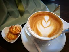 -ZING COFFEE 镜咖啡