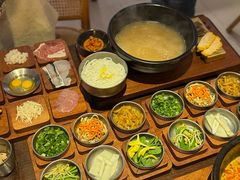 -银米·云南传统过桥米线(双廊黑金冠店)