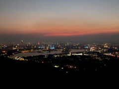 -紫金山山顶公园