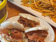 -莲餐厅·湖北菜·潜江小龙虾店(愚园路店)