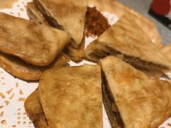 -有红鸡毛店·川菜(建设路店)