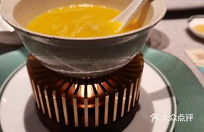 Golden Sour Soup with Shark's Fin
