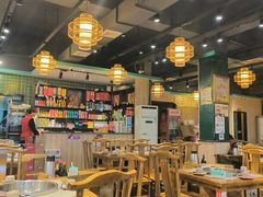 -肖肖酸萝卜鱼火锅(总店)