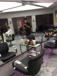 -变画·发型STUDIO