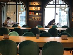 -光海书局(南京东路第一百货店)