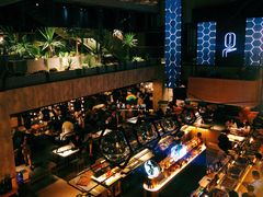 -The ROOF (通盈中心店)