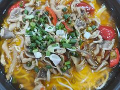 -乡村鸡杂米线(汉渝路店)