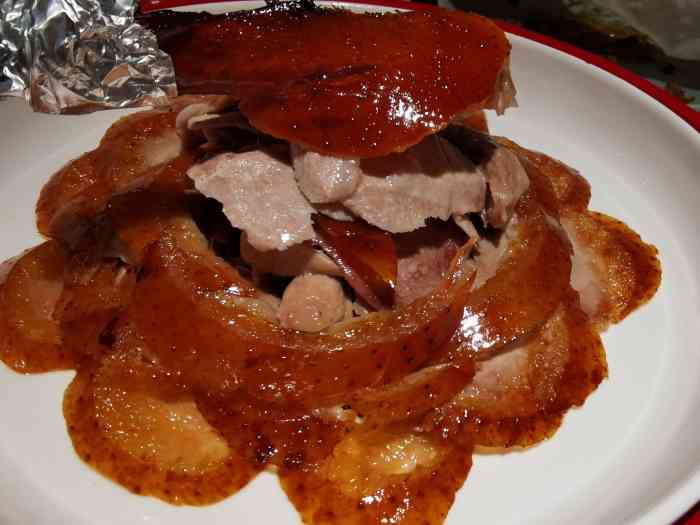 味 烤鸭北京菜(京华烟云店)-"[薄荷]环境:装修挺好看的 位置也很大.