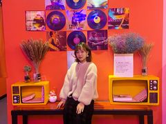 -渝人制造创意餐厅