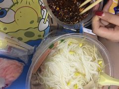 -忆碗面(华新街店)