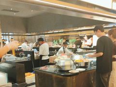-钱小奴海鲜自助黑金店(杭州滨江龙湖店)