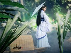 -九月鹰飞汉服摄影工作室