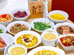 -老乡鸡(上海白玉兰广场店)