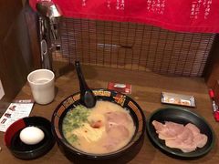 -一兰拉面(新宿中央东口店)
