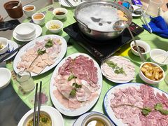 -华哥新鲜猪精品美食