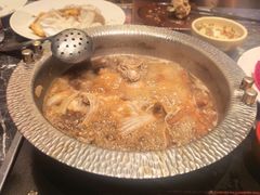 -牛YO寿喜烧·铁板烧和牛火锅自助(市府恒隆店)