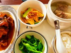 -臻爱住家月嫂育儿嫂(万达店)