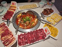 -古乐牛香•鲜牛肉牛杂火锅(系马桩总店)