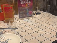 -顶峰夜宴·龙虾烧烤大排档(九江学院店)