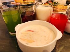 -上海滴水湖皇冠假日酒店