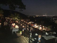 -草山夜未眠景观餐厅
