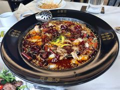 -渔语鱼新川菜Bistro(万象天地店)