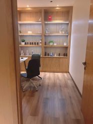 -苑苑vbeauty科技美容SPA