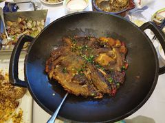 锅烧深海碟鱼头-大份-开海·红岛海鲜虾水饺(石老人店)