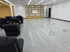 -上海华裕比亚迪4S店