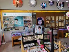 -世纪大明眼镜·蔡司战略授权店(汉街店)