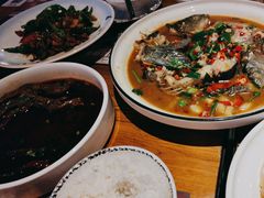 -爱啤精酿·民谣酒馆(滨江店)