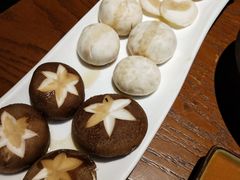 菌菇拼盘-爱合牛·和牛烧肉&和牛火锅放题(伊势丹南京路店)