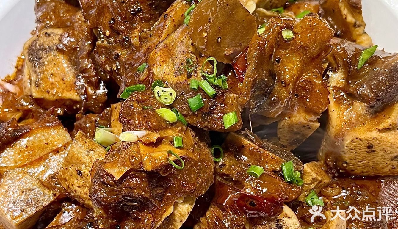 今天的快乐是黑椒牛排锅给的！！ 