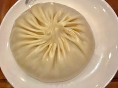 陈士荣蟹黄汤包-鸿运酒楼