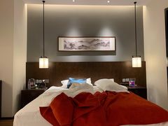 -AI住未来酒店(西安钟鼓楼五路口地铁站店)