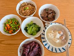 -臻爱住家月嫂育儿嫂(万达店)