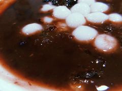 红豆沙桃胶圆子-仁信老铺甜品(北京路店)