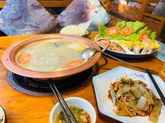 -民食香·腊排骨野生菌美食(木府店)