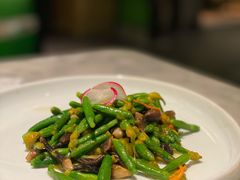 鸡枞菌炒童子黄瓜-辛香汇·现炒川菜(淮海路百盛店)