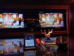 -温莎KTV(珠江路店)