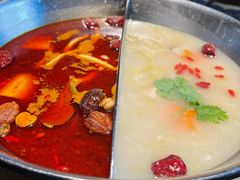 -湊湊火锅·茶憩(新中关购物中心店)