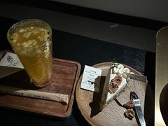 -壹山树咖啡(西港花园店)