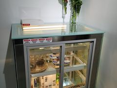 面包甜点陈列柜-72 COFFEE(东朝阳路店)