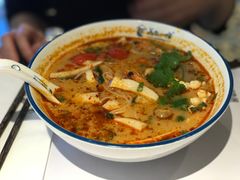 -美奈小馆·越南料理(中航城君尚购物中心店)