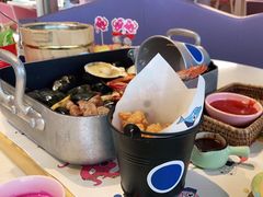 -水桶王国主题餐厅·聚会·生日派对·亲子活动·家庭套餐(亚龙湾希尔顿店)