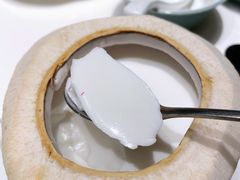 -东椰·海南椰子鸡火锅(朝阳门店)