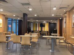 大堂-麦当劳(天津站三店)