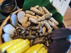 -云海肴·汽锅鸡·云南菜(天山百盛优客店)